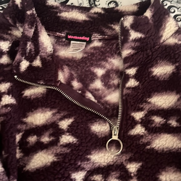 Fleece Sweater - Picture 2 of 5